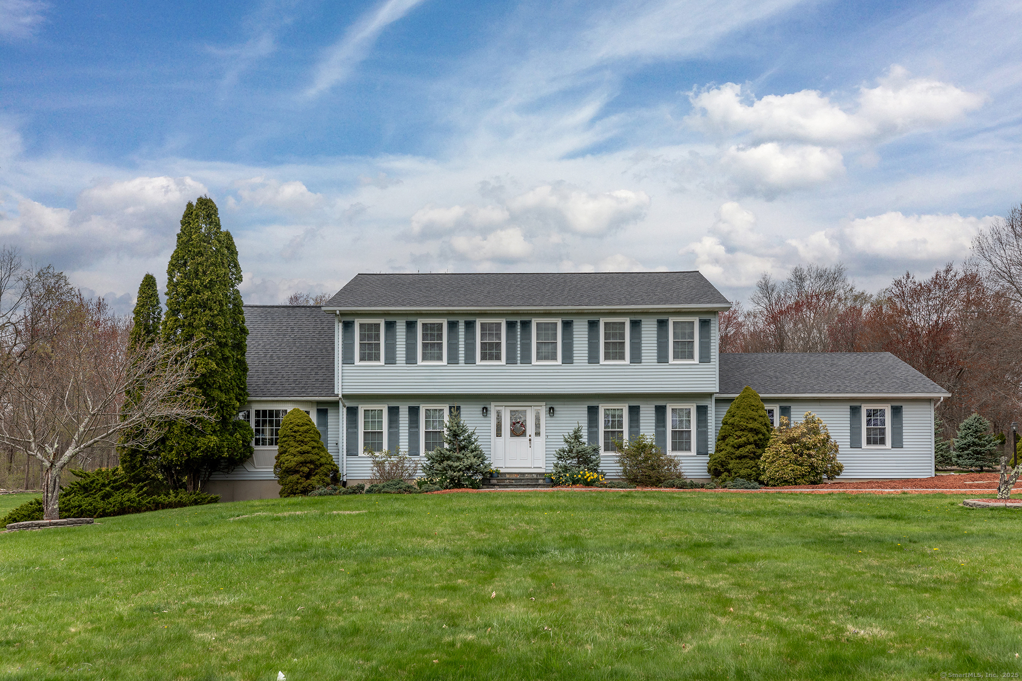 Whipstick Road, New Fairfield, Connecticut - 5 Bedrooms  
3 Bathrooms  
9 Rooms - 