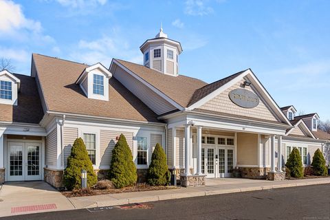 Tiny photo for 930 Tillinghast Drive #930, Oxford, CT 06478 (MLS # 24137749)