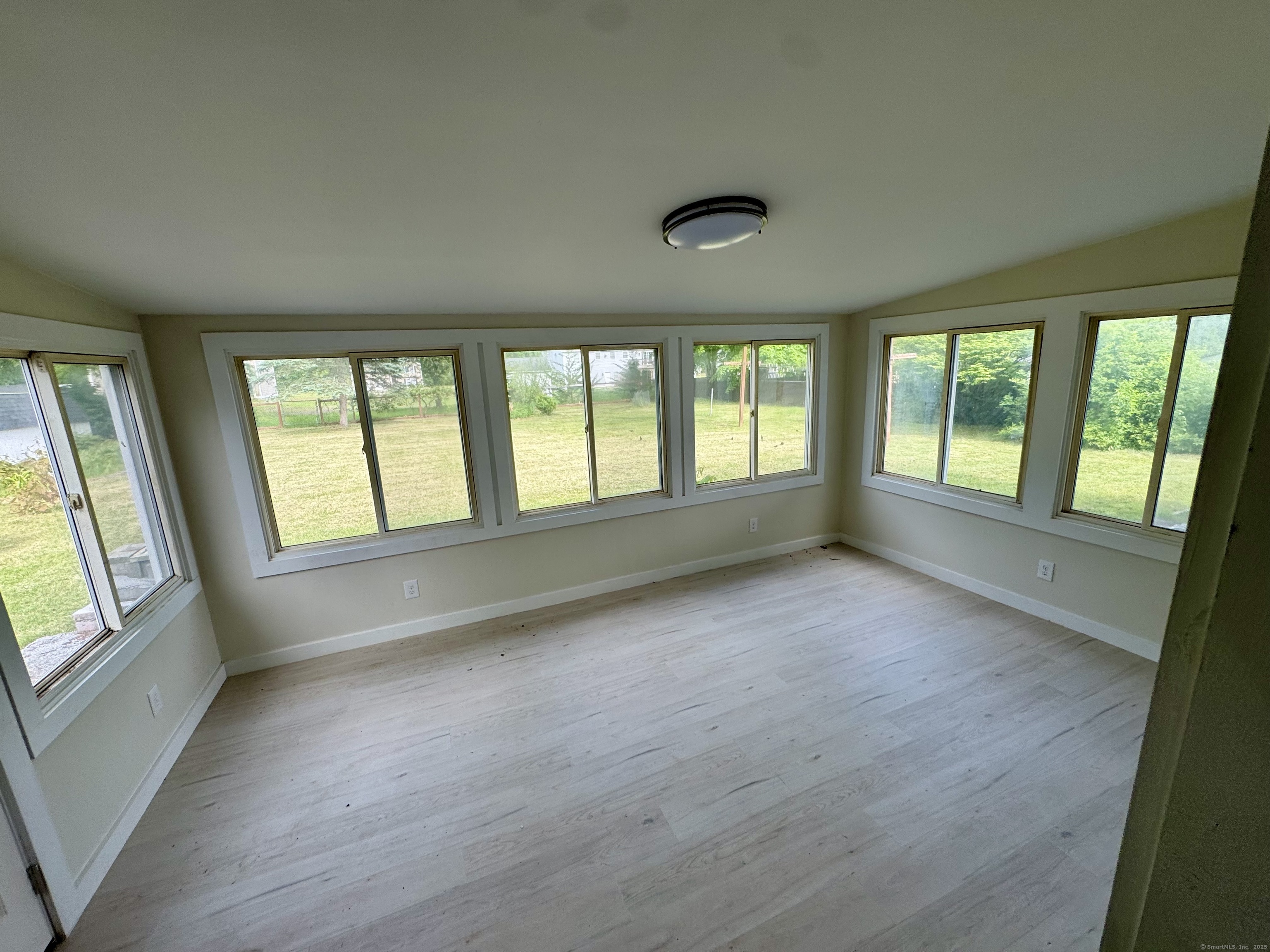 15 S Pine Street, Plainfield, Connecticut image 5