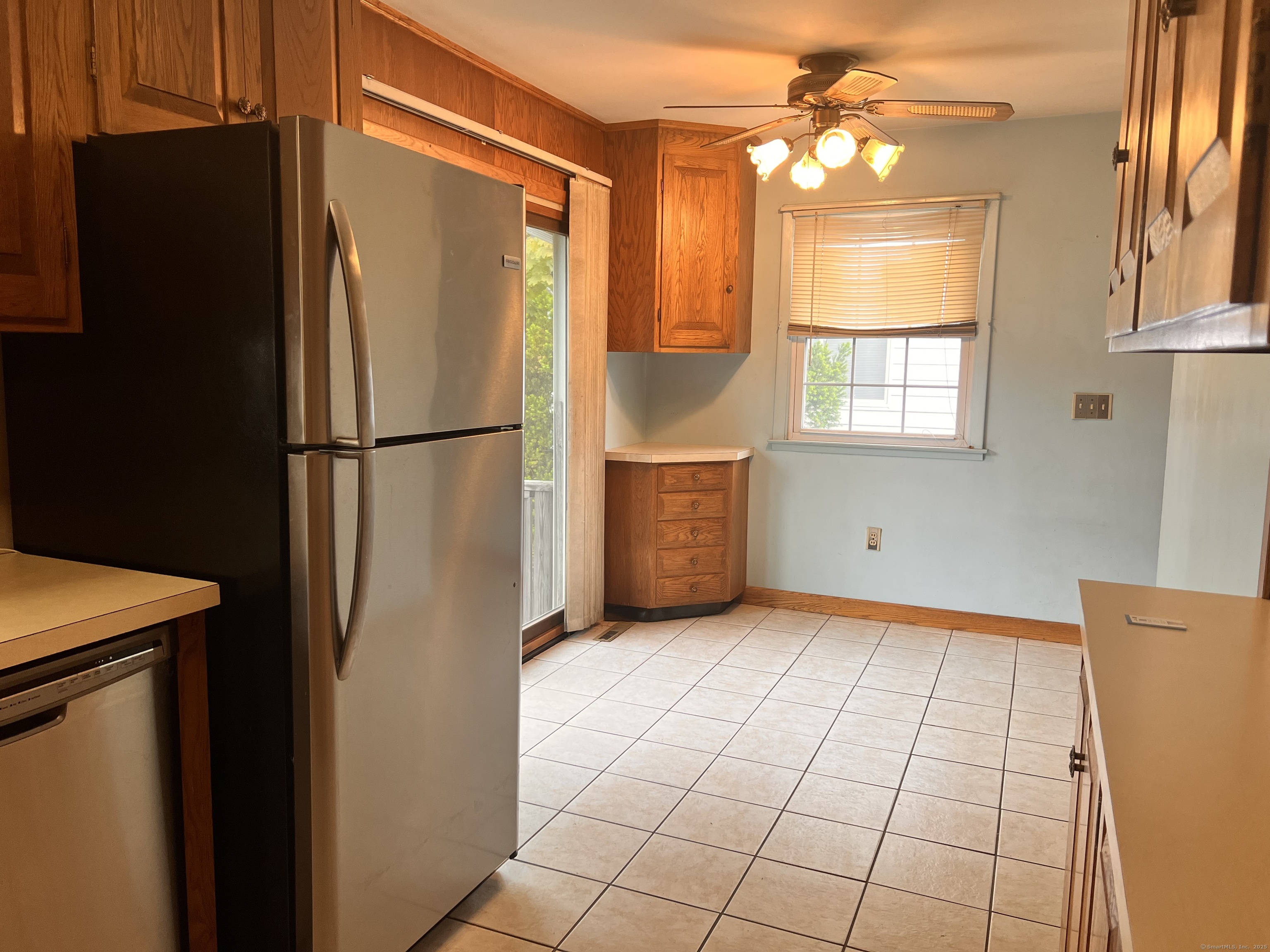 80 Village Circle, Hamden, Connecticut image 6