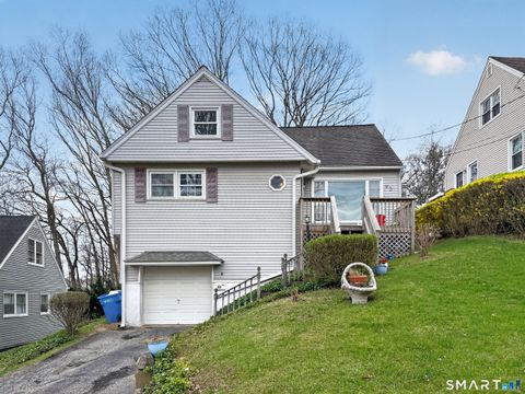 Photo of 93 Wayland Avenue, Waterbury, CT 06708 (MLS # 24169194)