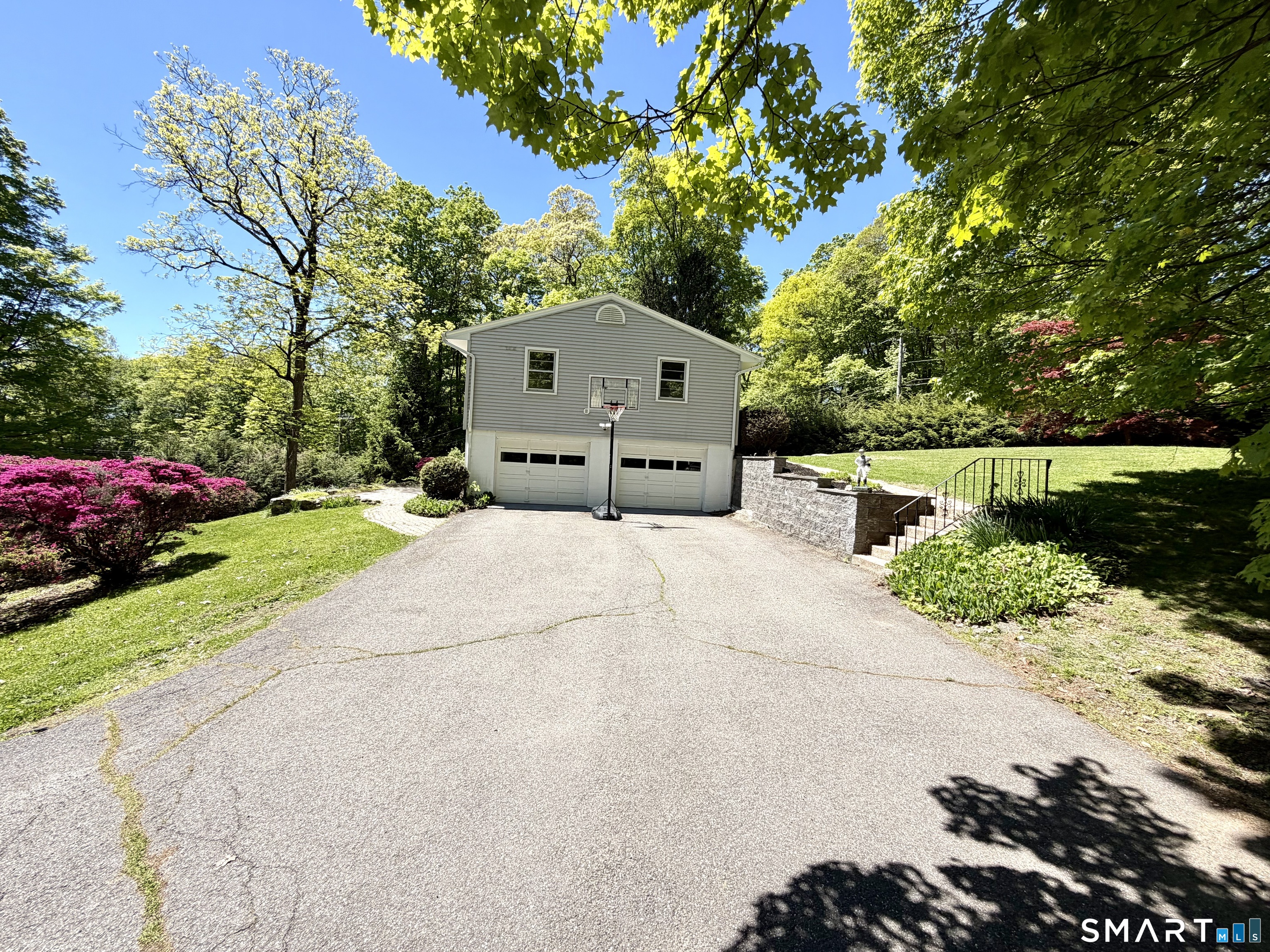 137 Florida Hill Road