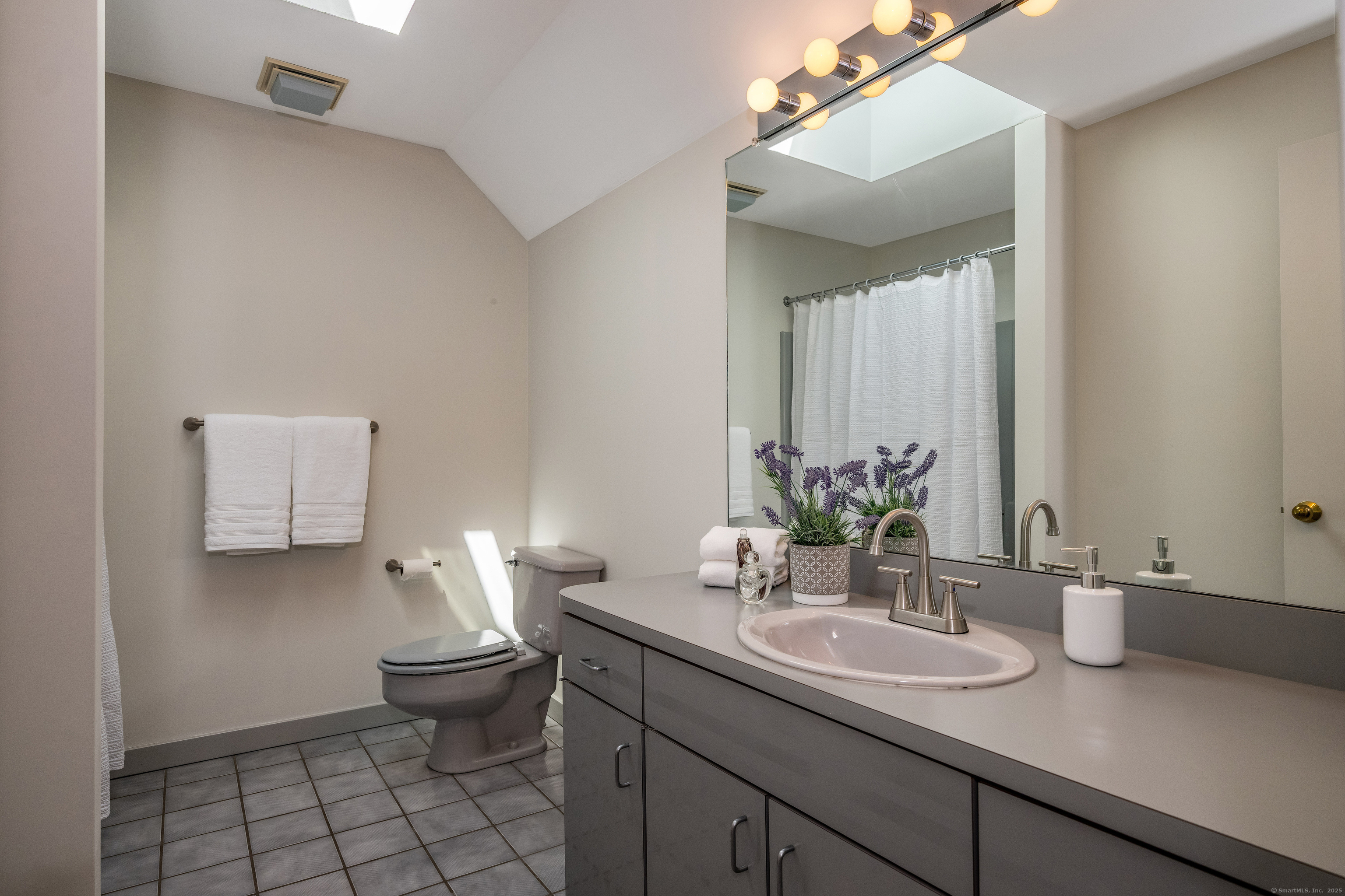 17 Ardsley Way, Avon, Connecticut image 26