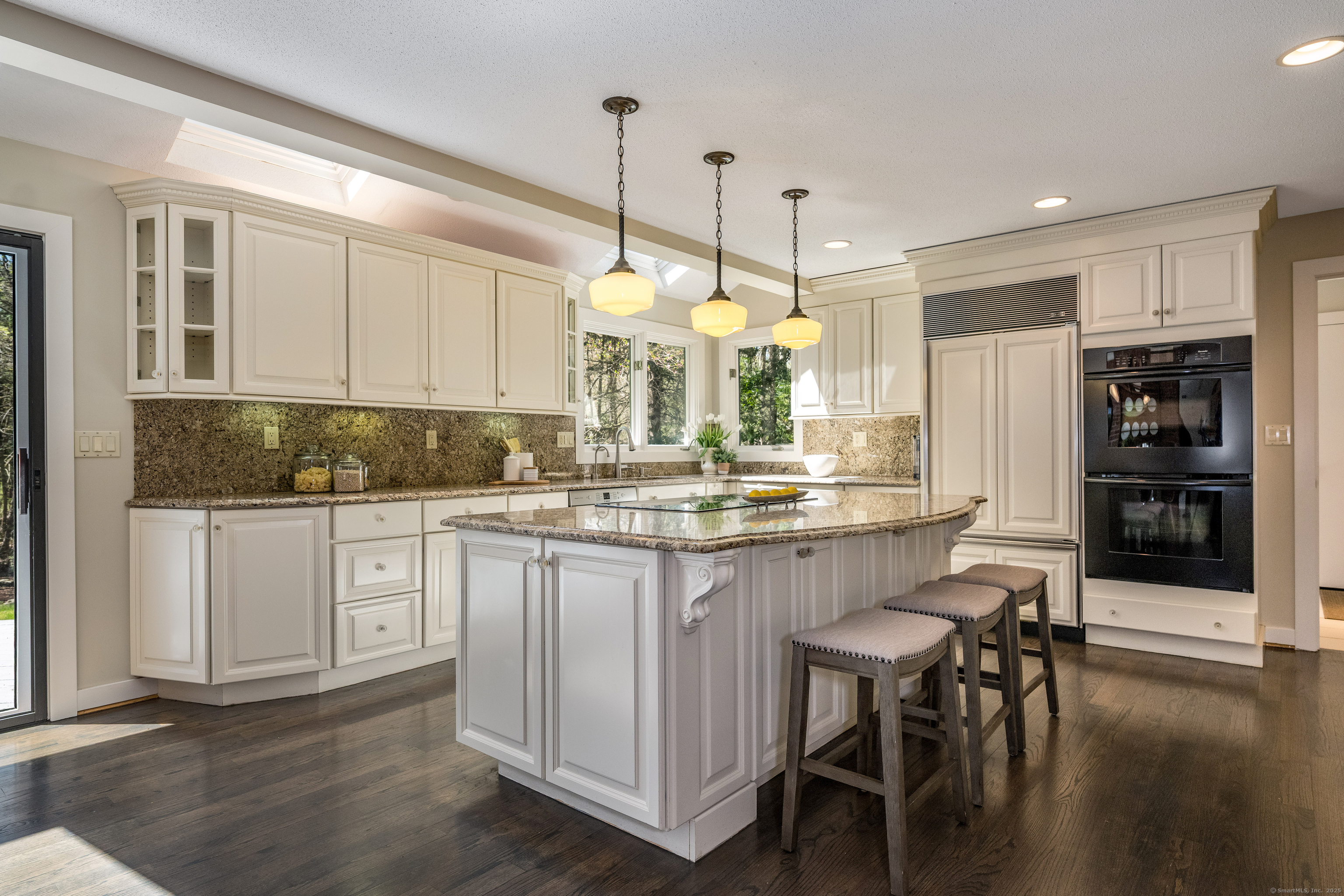 17 Ardsley Way, Avon, Connecticut image 3