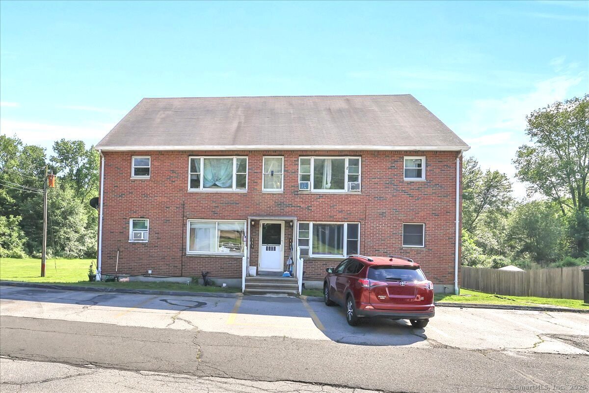 Montville, Connecticut 06370, United States, 13 Bedrooms Bedrooms, ,7 BathroomsBathrooms,Residential,Active,162784