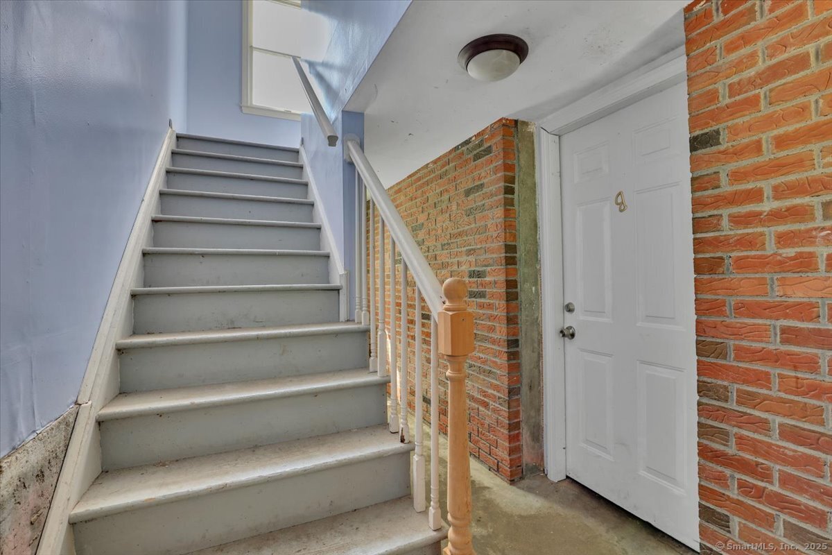 Montville, Connecticut 06370, United States, 13 Bedrooms Bedrooms, ,7 BathroomsBathrooms,Residential,Active,162784