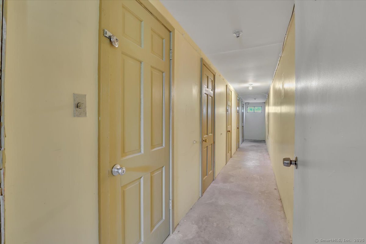 Montville, Connecticut 06370, United States, 13 Bedrooms Bedrooms, ,7 BathroomsBathrooms,Residential,Active,162784