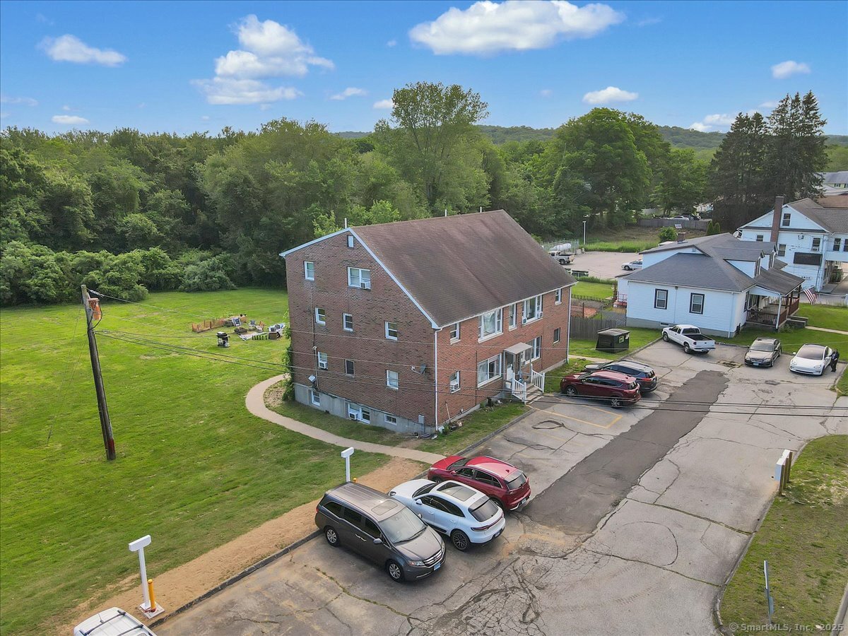 Montville, Connecticut 06370, United States, 13 Bedrooms Bedrooms, ,7 BathroomsBathrooms,Residential,Active,162784