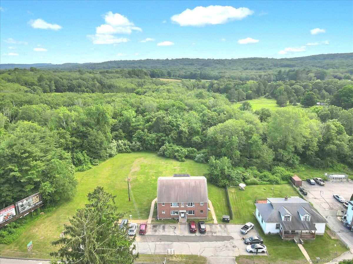 Montville, Connecticut 06370, United States, 13 Bedrooms Bedrooms, ,7 BathroomsBathrooms,Residential,Active,162784