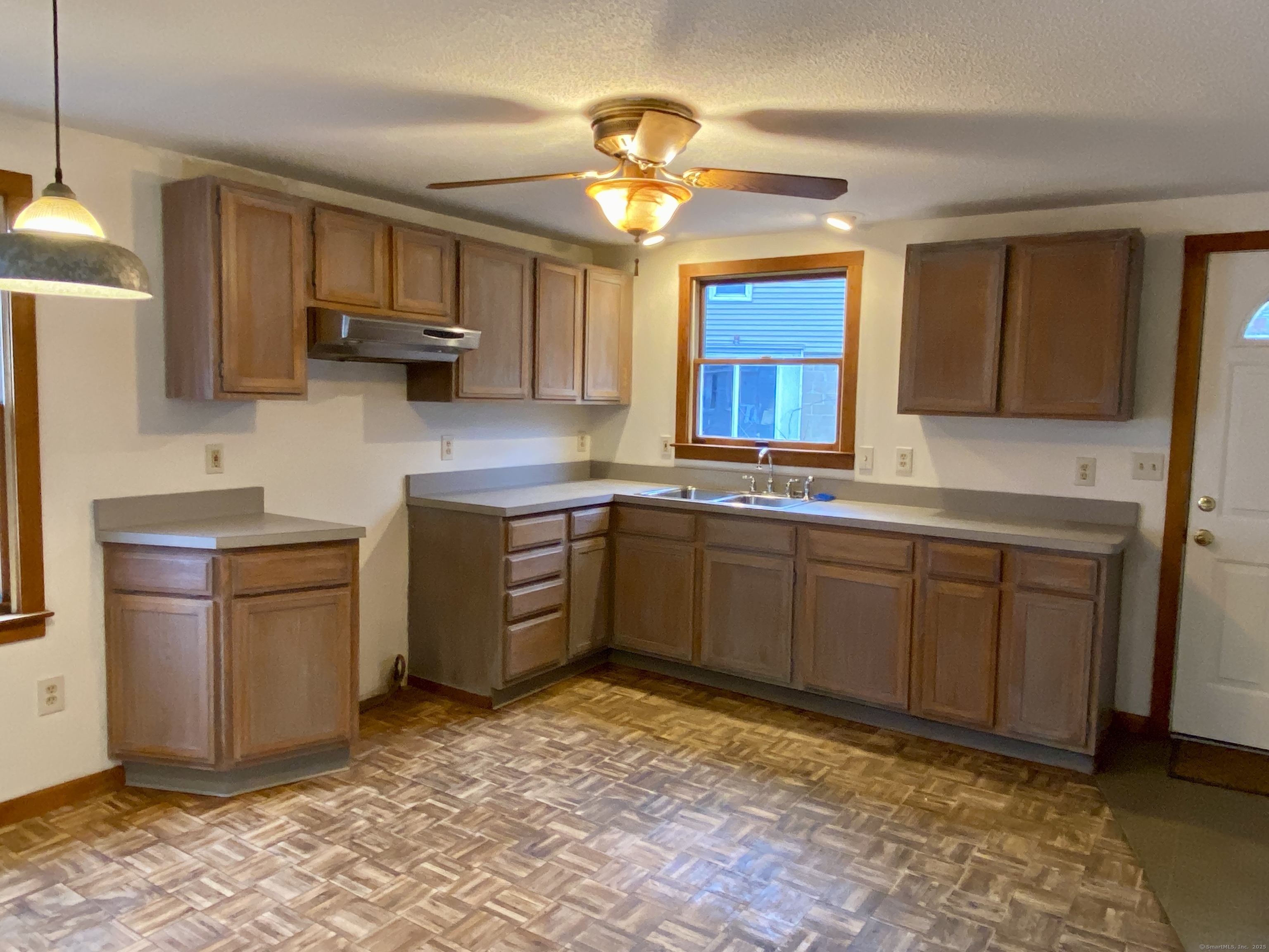 3 Maple Drive, Ashford, Connecticut image 12