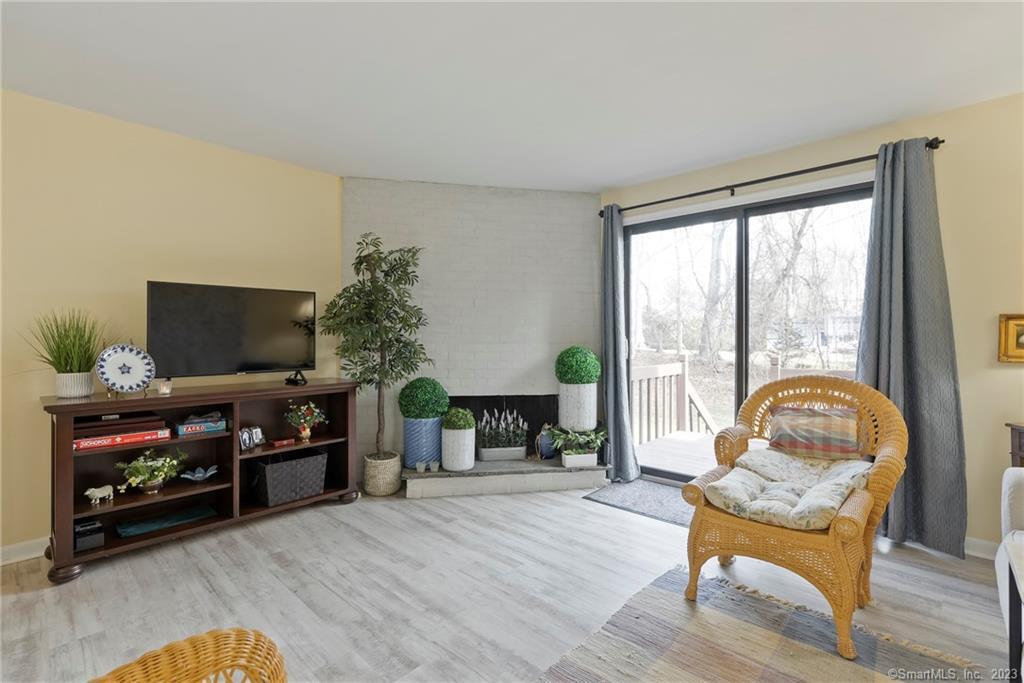 Photo 6 of 23 of 403 Cedar Hollow Drive 403 townhome