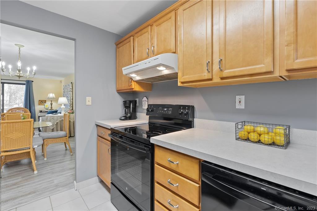 Photo 7 of 23 of 403 Cedar Hollow Drive 403 townhome