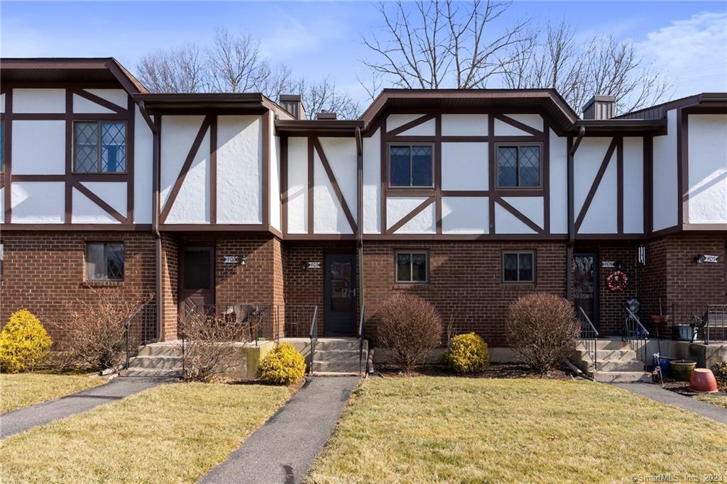 Photo 1 of 23 of 403 Cedar Hollow Drive 403 townhome
