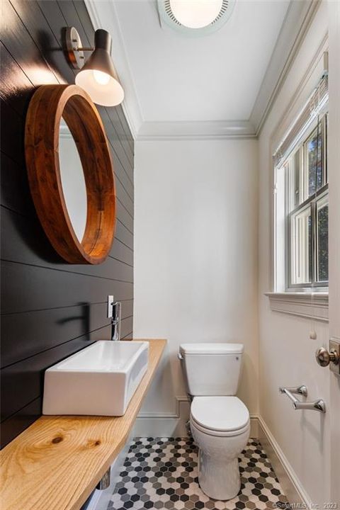 Tiny photo for 75 Strickland Road #F, Greenwich, CT 06807 (MLS # 24164202)