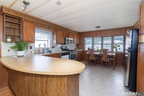Tiny photo for 525 E Main Street #Trlr 33, Branford, CT 06405 (MLS # 24187820)