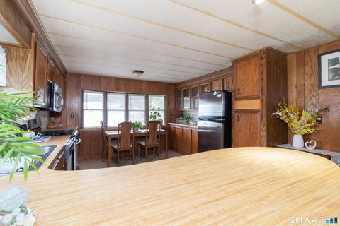 Tiny photo for 525 E Main Street #Trlr 33, Branford, CT 06405 (MLS # 24187820)