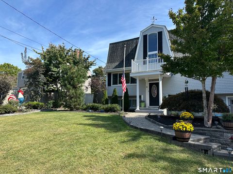 8 Hickory Drive Montville CT 06370