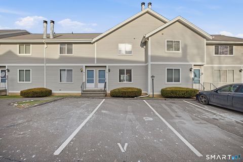 Photo of 151 Shelter Rock Road #77, Danbury, CT 06810 (MLS # 24144327)