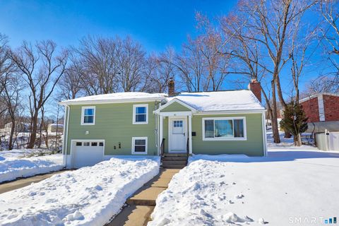 Tiny photo for 41 Sunnybrook Bend, Waterbury, CT 06708 (MLS # 24152238)