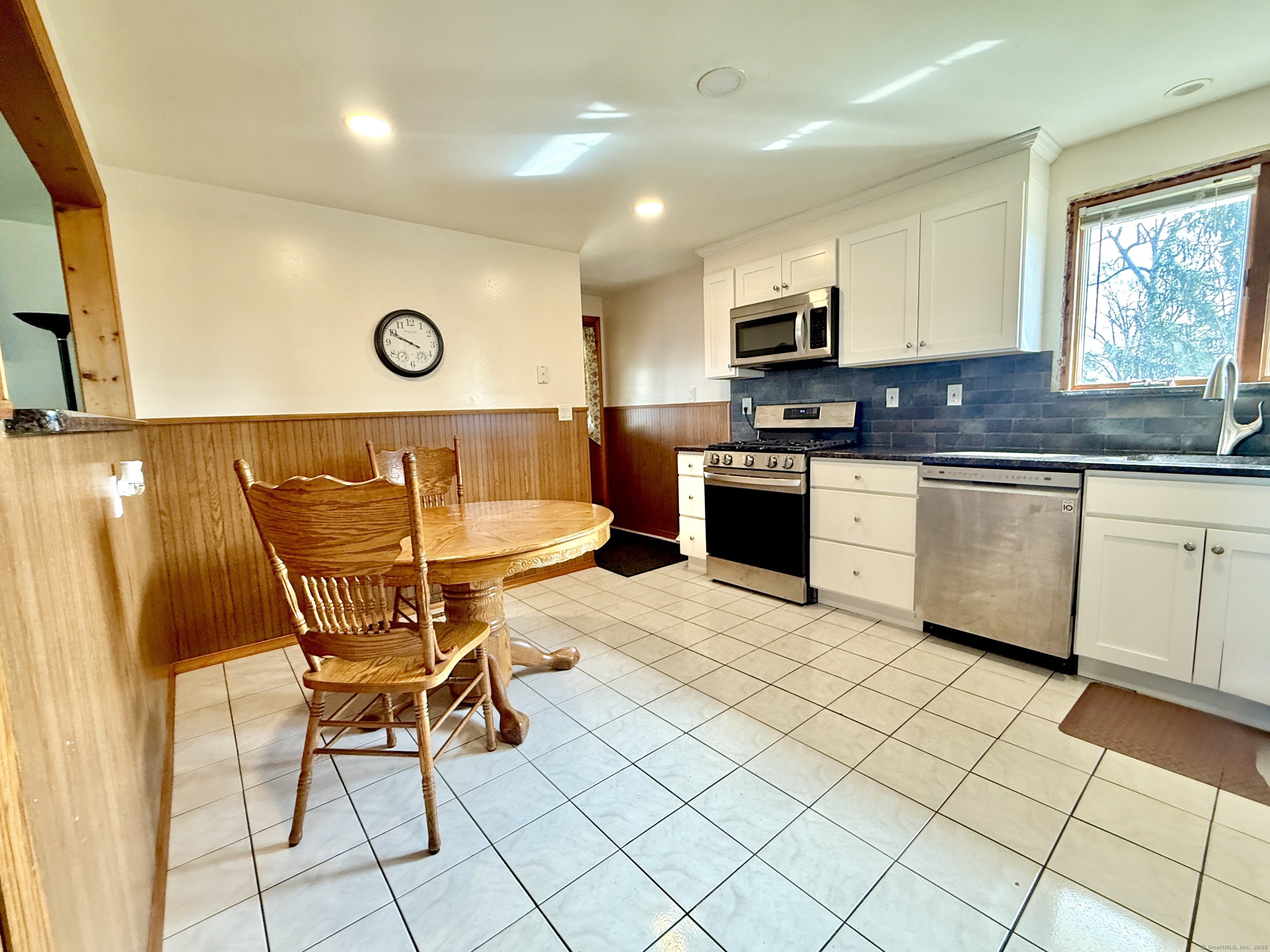 52 Brookline Drive, East Hartford, Connecticut image 2