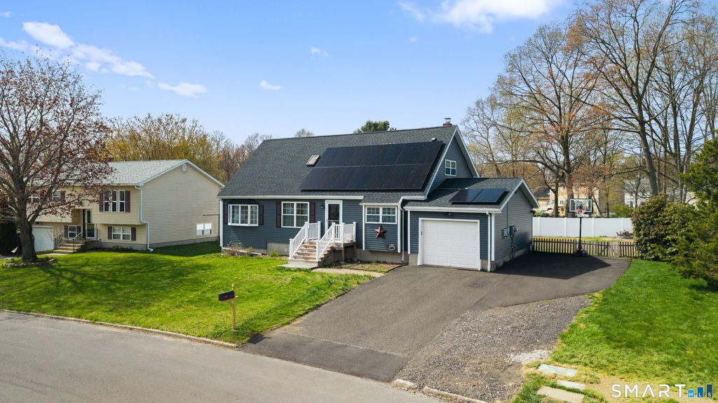 Photo of 118 Bluebird Drive, Naugatuck, CT 06770 (MLS # 24171509)