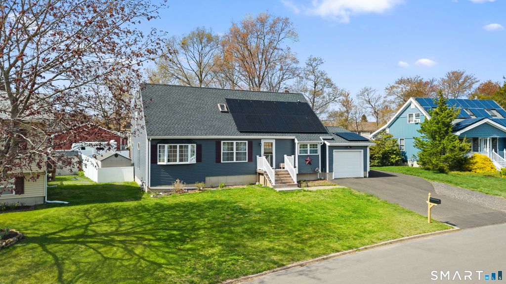 Photo of 118 Bluebird Drive, Naugatuck, CT 06770 (MLS # 24171509)