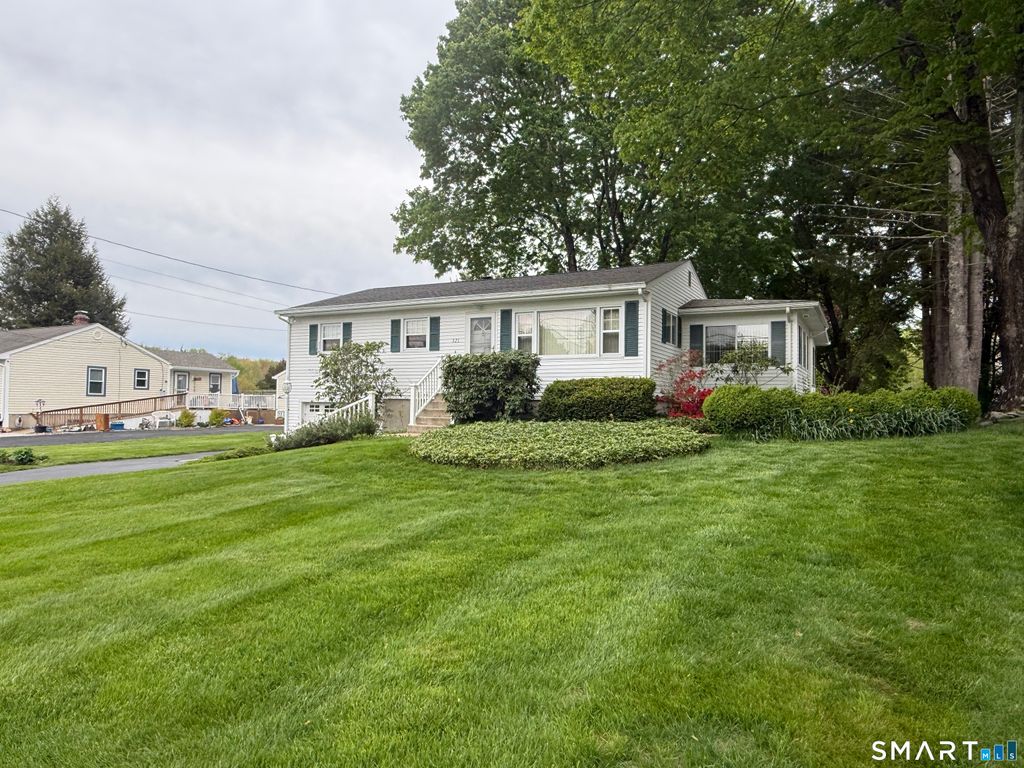 Photo of 321 Canterbury Turnpike, Norwich, CT 06360 (MLS # 24174751)