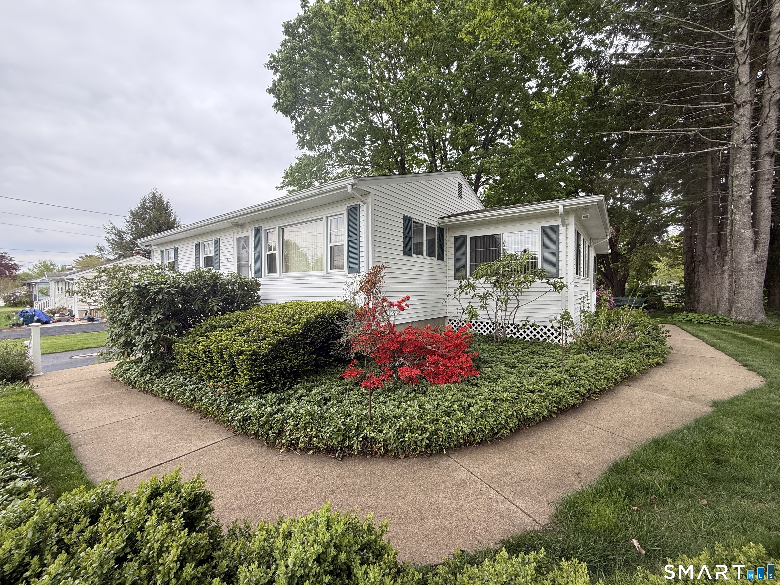 321 Canterbury Turnpike