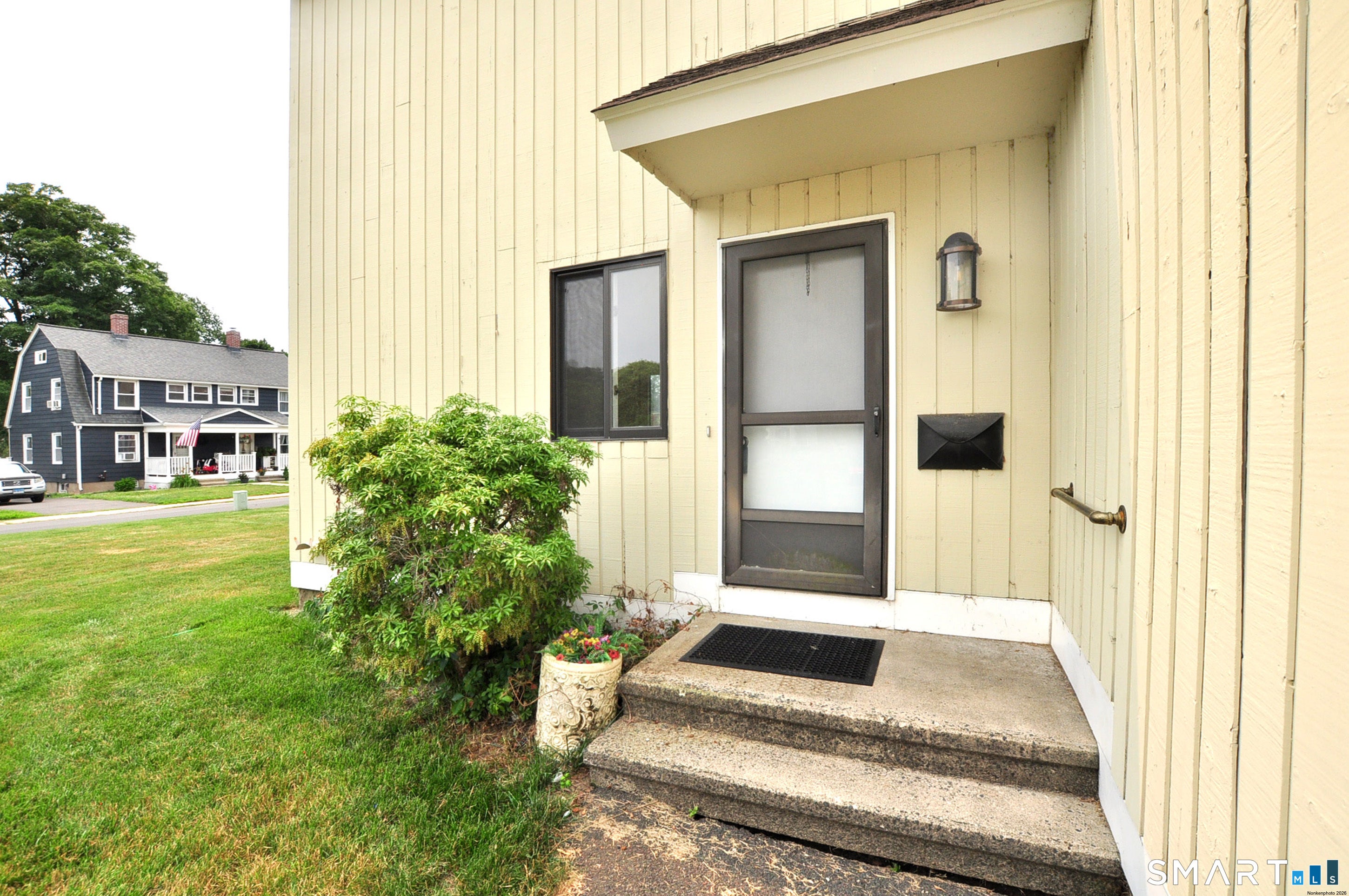 1 Meadow Court 1