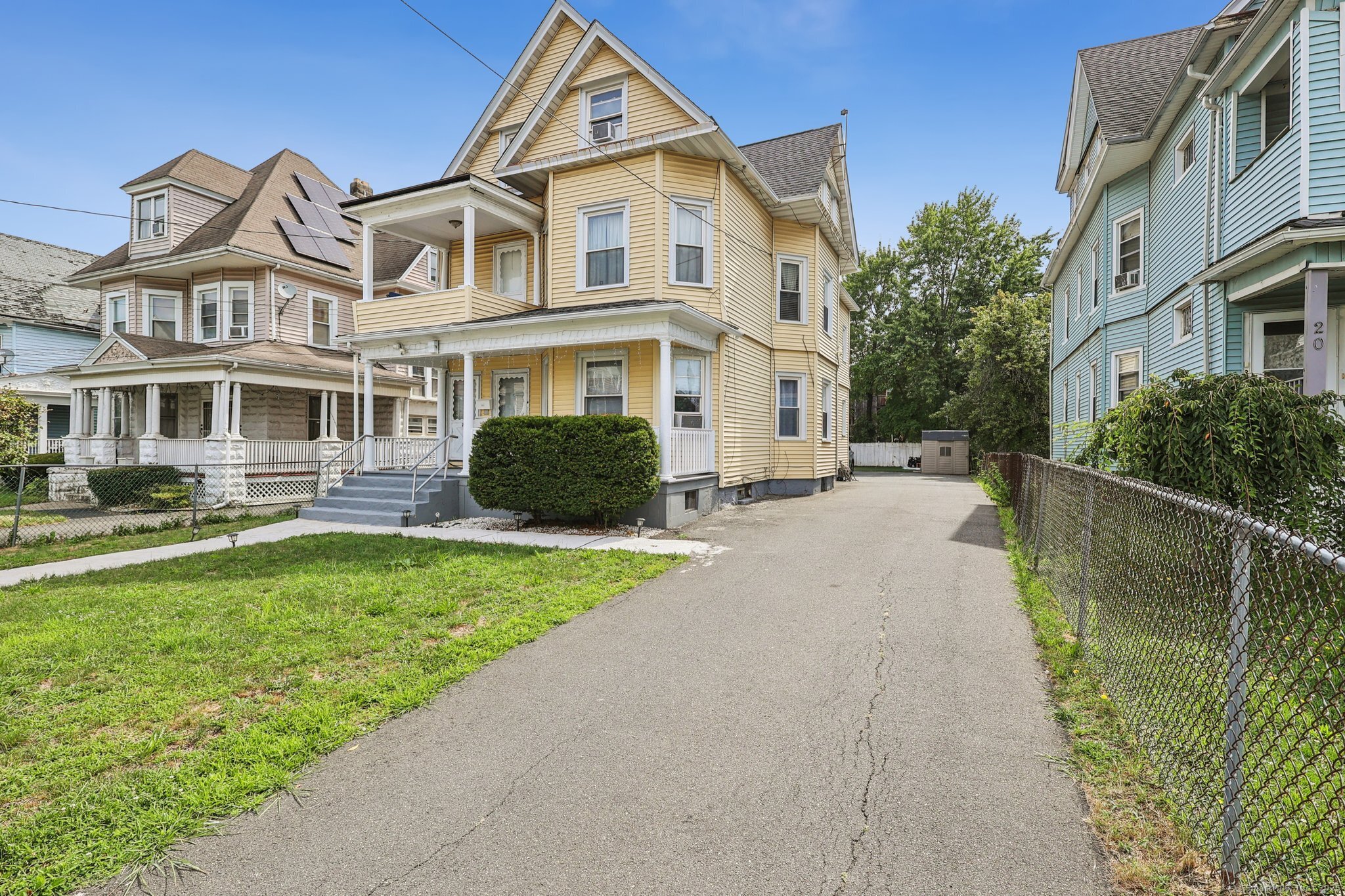 22 Irving Street