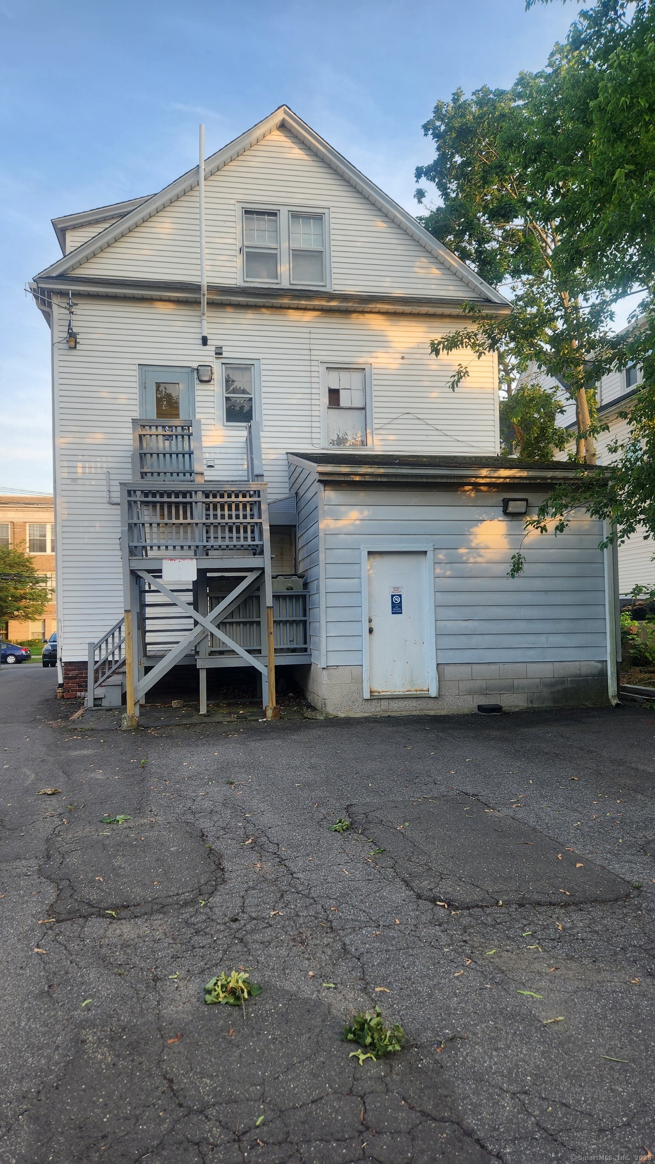 285 Main Street