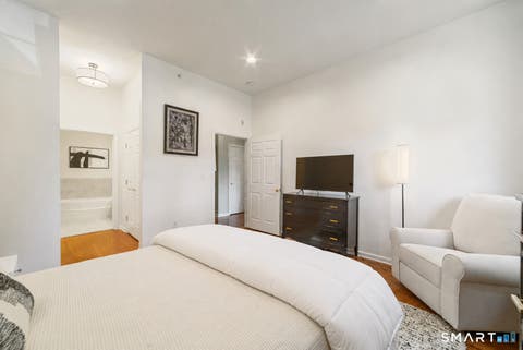 Tiny photo for 30 Schoolhouse Drive #206, West Hartford, CT 06110 (MLS # 24186812)