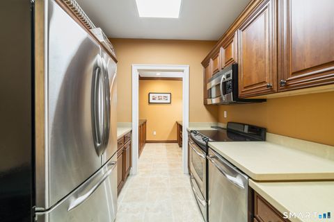 Tiny photo for 30 Schoolhouse Drive #206, West Hartford, CT 06110 (MLS # 24186812)