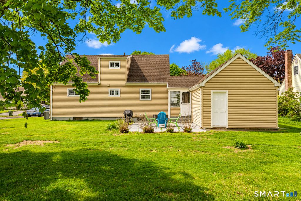 Photo of 70 Barbara Drive, East Hartford, CT 06118 (MLS # 24174823)
