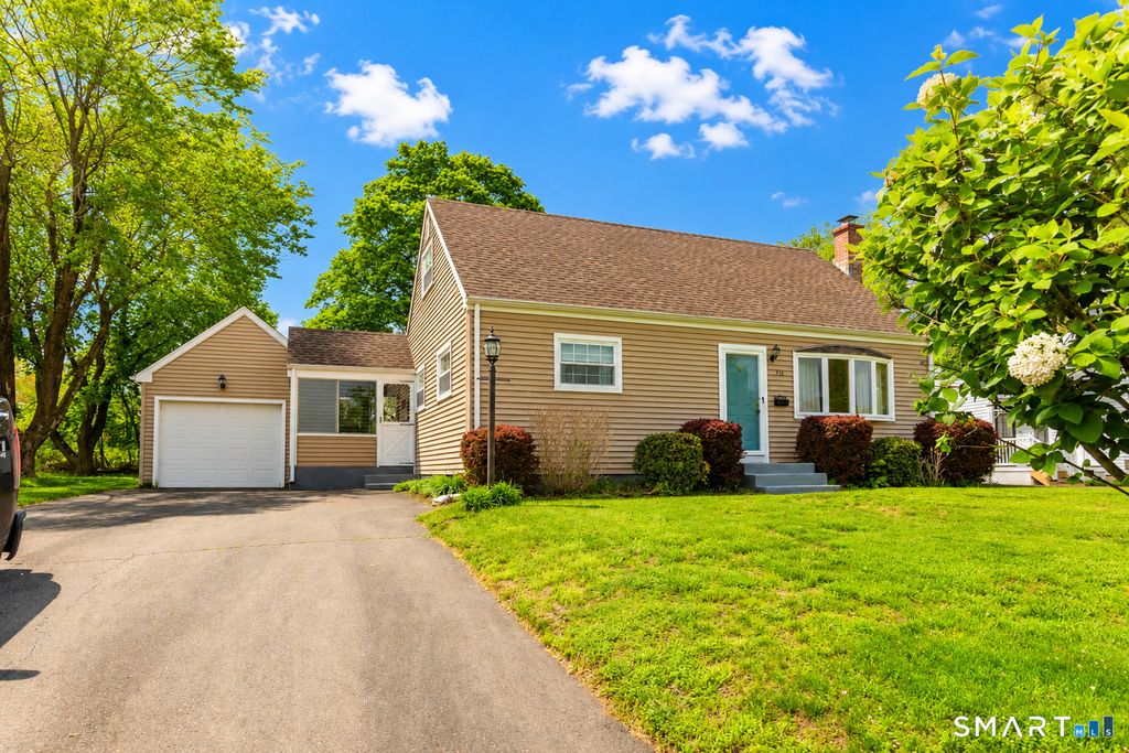 Photo of 70 Barbara Drive, East Hartford, CT 06118 (MLS # 24174823)