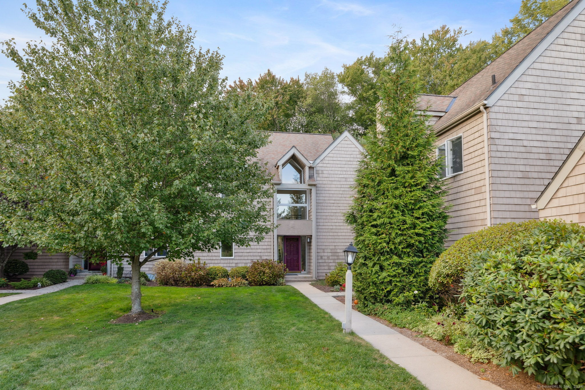 Rental Property at 30 Timberwood Road 30, West Hartford, Connecticut - Bedrooms: 2 
Bathrooms: 3 
Rooms: 4  - $3,250 MO.