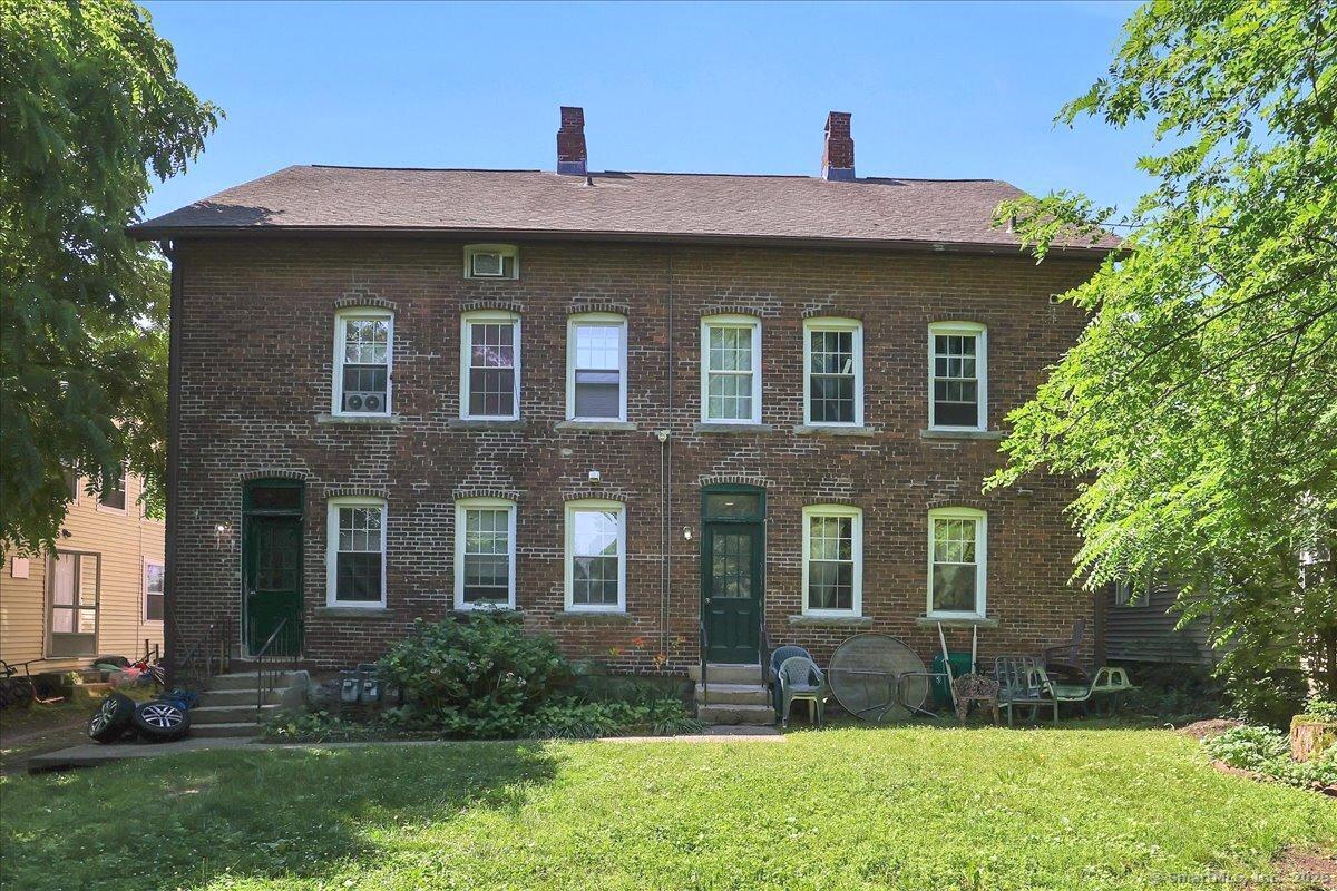 Windham, Connecticut 06226, United States, 8 Bedrooms Bedrooms, ,4 BathroomsBathrooms,Residential,Active,180351