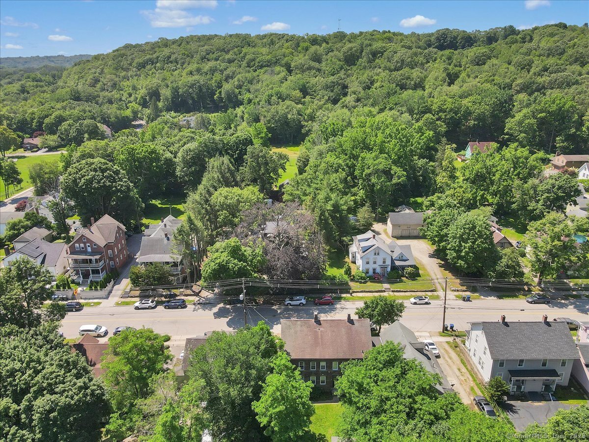 Windham, Connecticut 06226, United States, 8 Bedrooms Bedrooms, ,4 BathroomsBathrooms,Residential,Active,180351