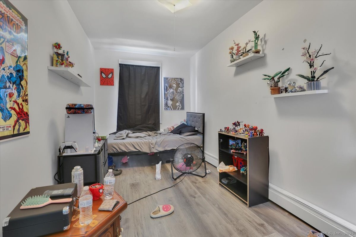 Windham, Connecticut 06226, United States, 8 Bedrooms Bedrooms, ,4 BathroomsBathrooms,Residential,Active,180351