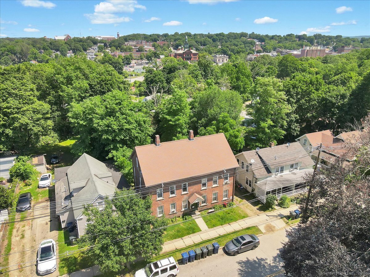 Windham, Connecticut 06226, United States, 8 Bedrooms Bedrooms, ,4 BathroomsBathrooms,Residential,Active,180351