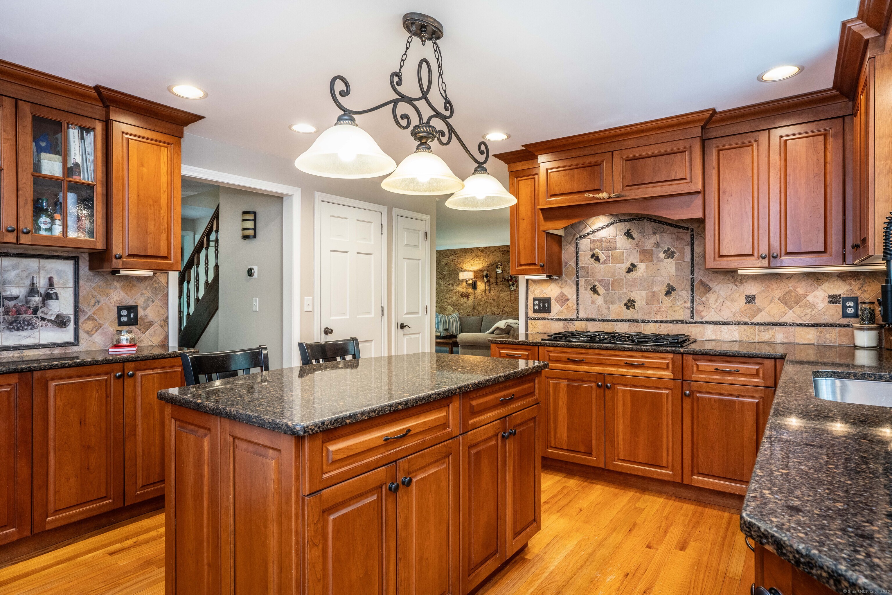 37 Rocklyn Drive, Simsbury, Connecticut image 10