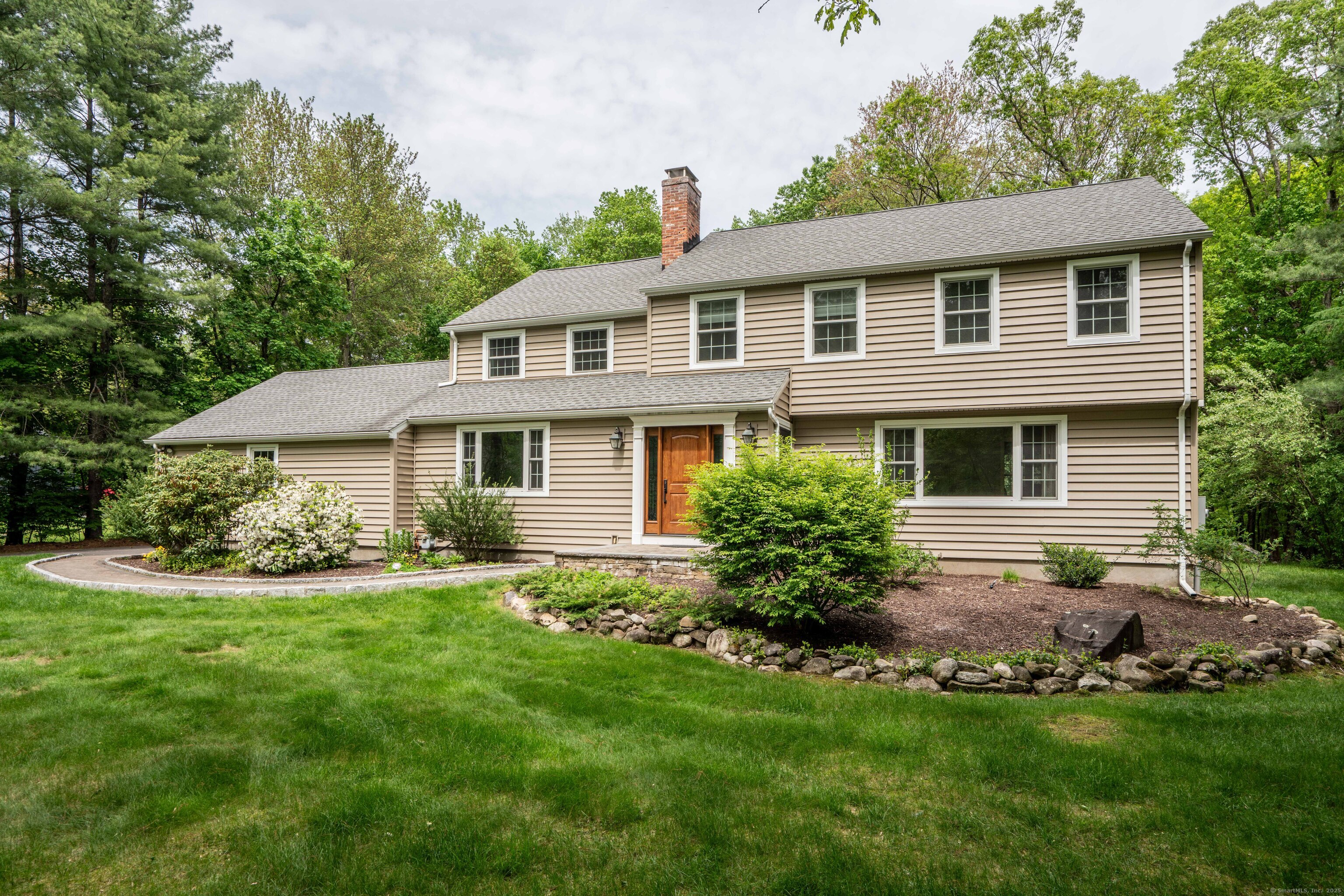 37 Rocklyn Drive, Simsbury, Connecticut image 1