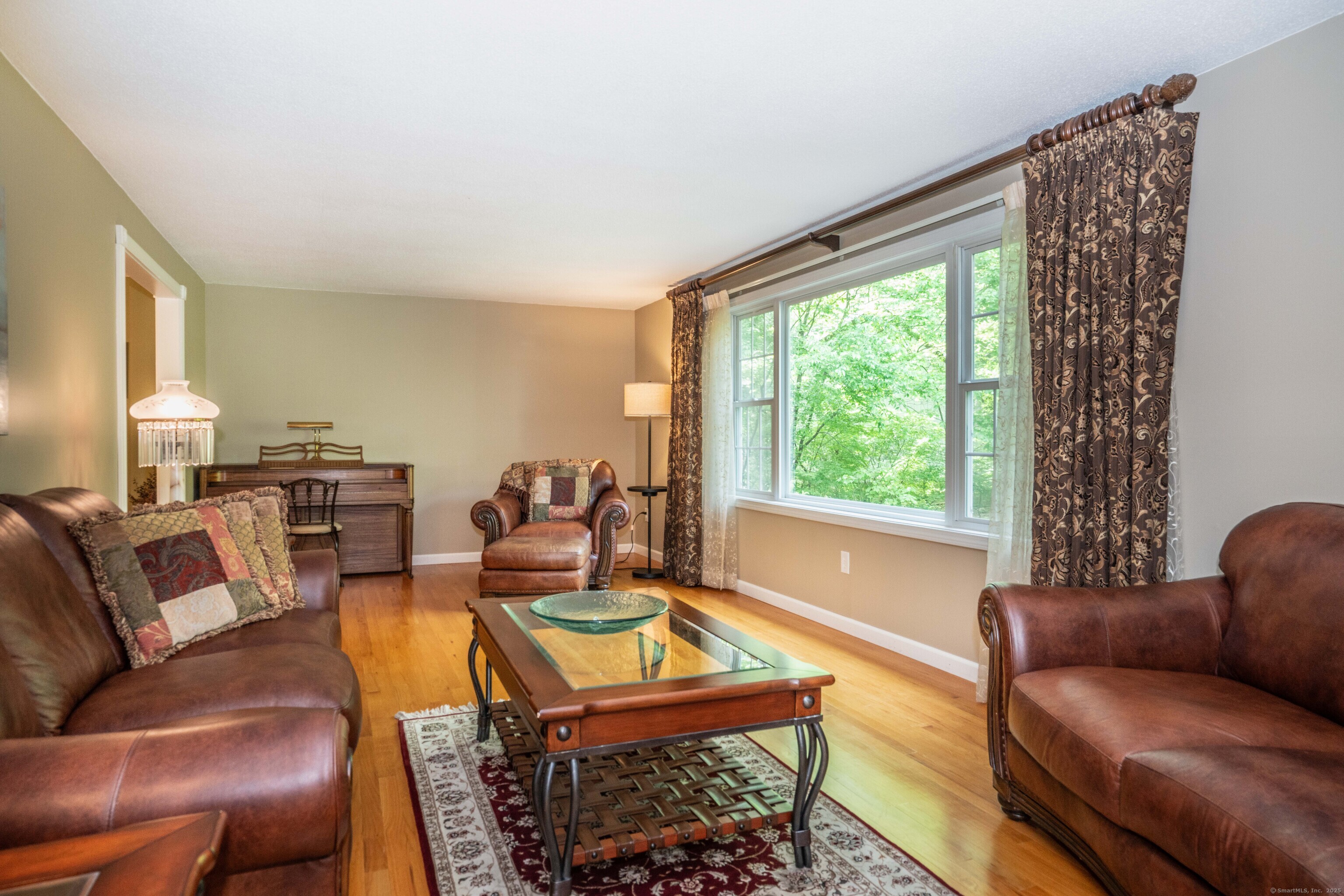 37 Rocklyn Drive, Simsbury, Connecticut image 7