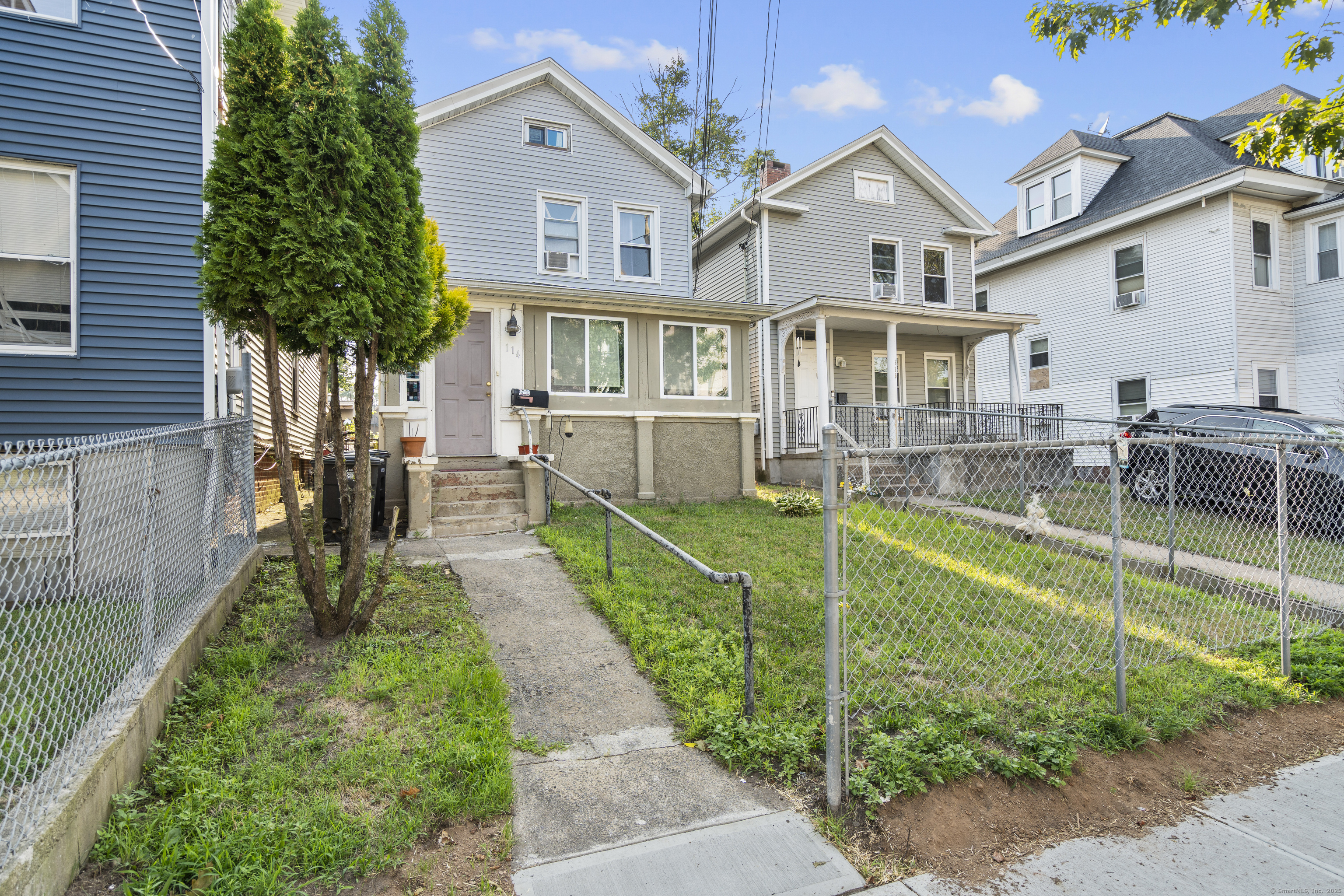 114 Blatchley Avenue