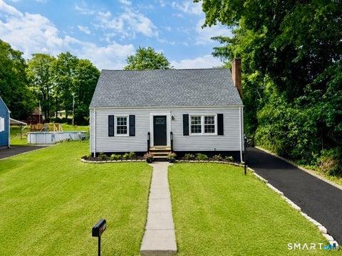 Photo of 162 Forest Street, Hamden, CT 06518 (MLS # 24216563)