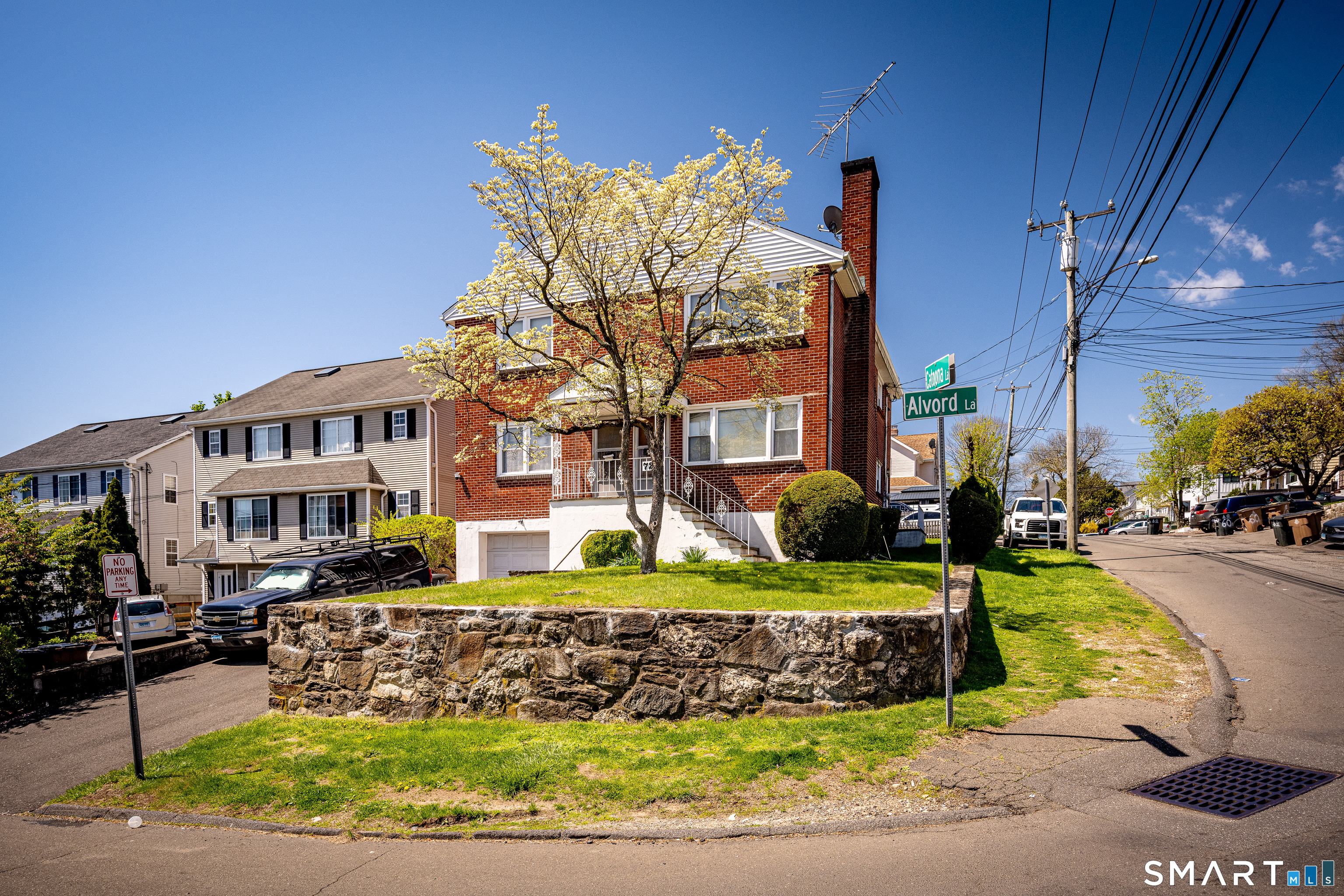 72 Alvord Lane