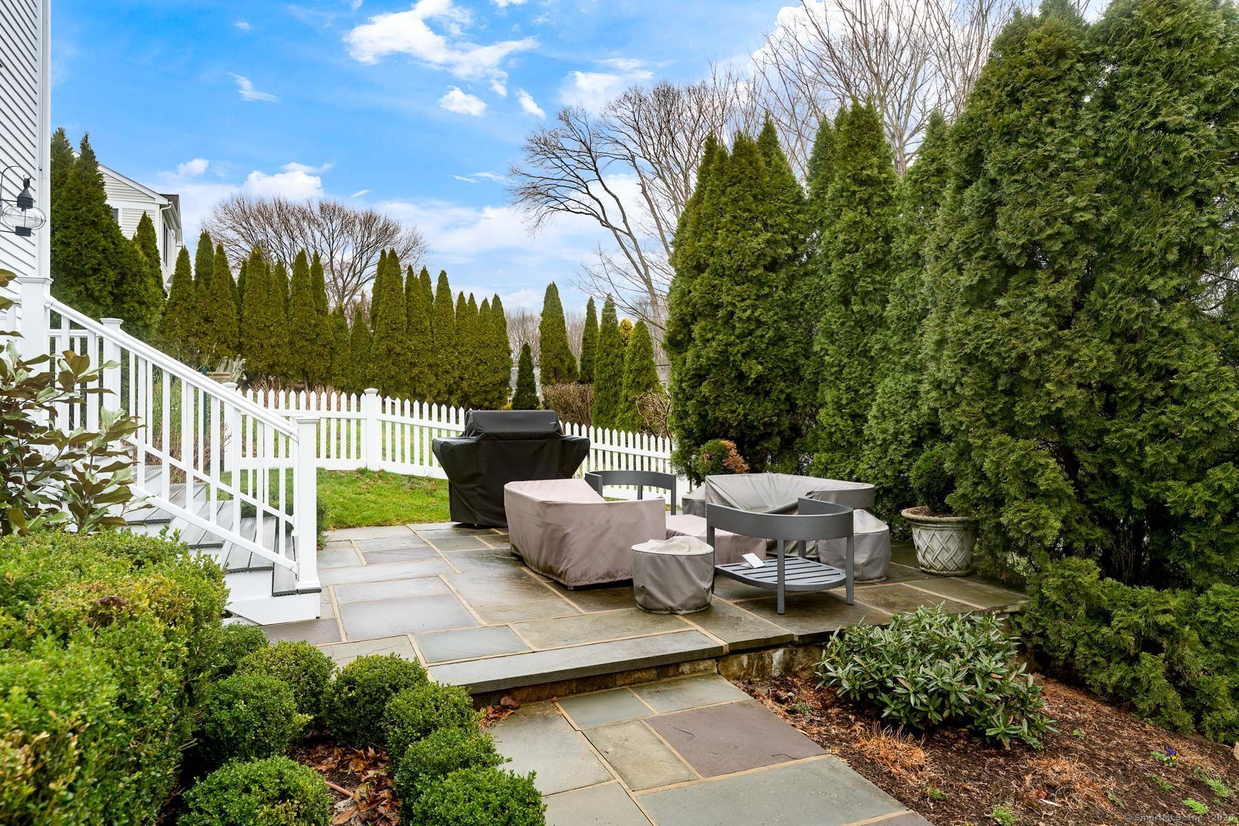33 Raymond Street, Darien, Connecticut image 19