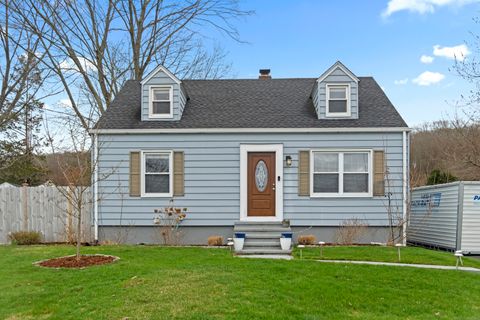 17 Sunset Road East Haven CT 06512