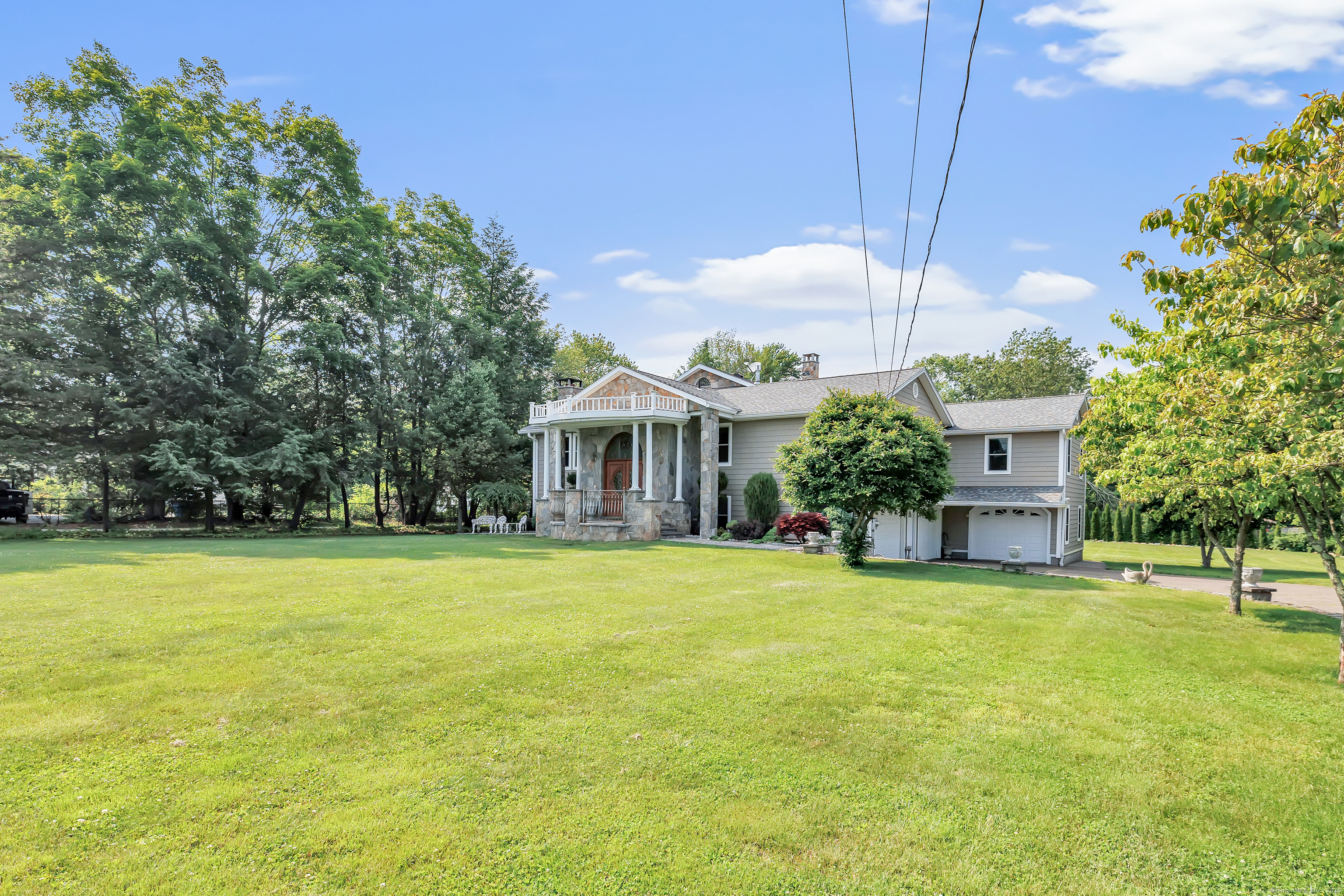 229 Mohegan Road