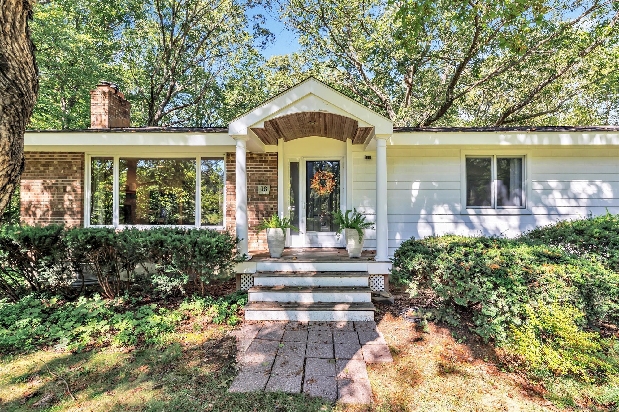 18 Brookwood Lane
